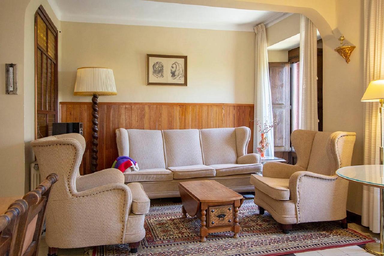 Casa De Landa Holiday home *